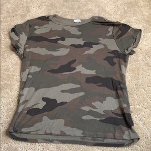 camo shirt (garage; xs)